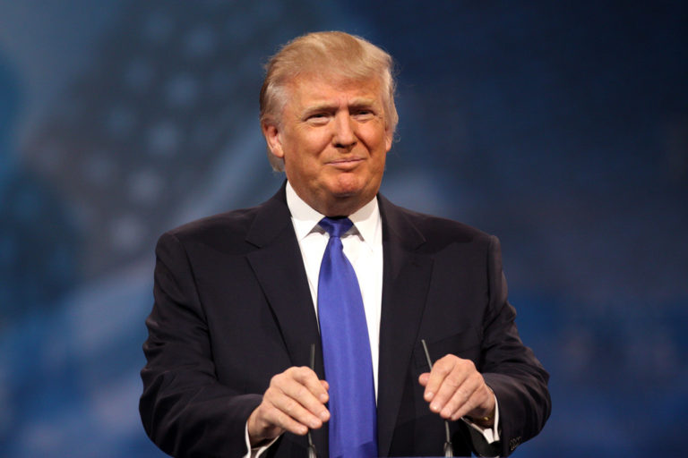 AP Top News Trump moves to ‘build that wall’ with Mexico, curb refugees