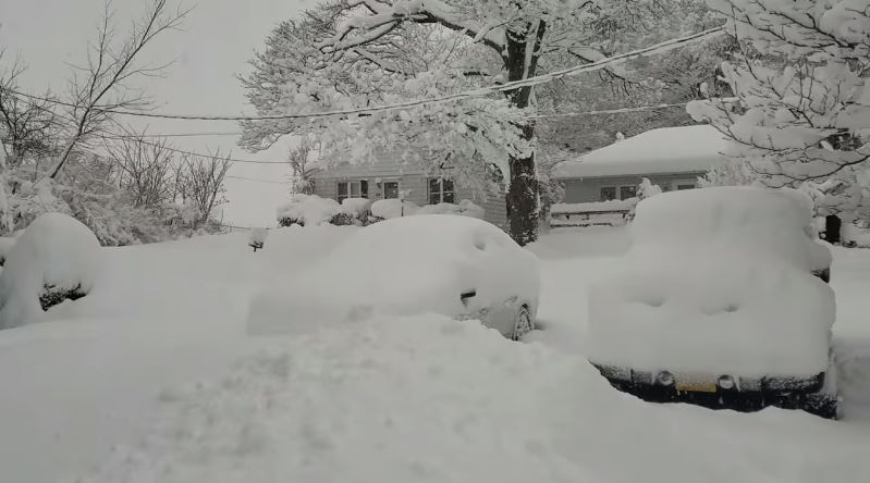 Erie, Pennsylvania record-breaking snowfall