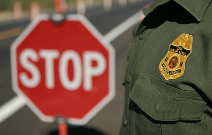 Border Patrol agents Stop human smuggling