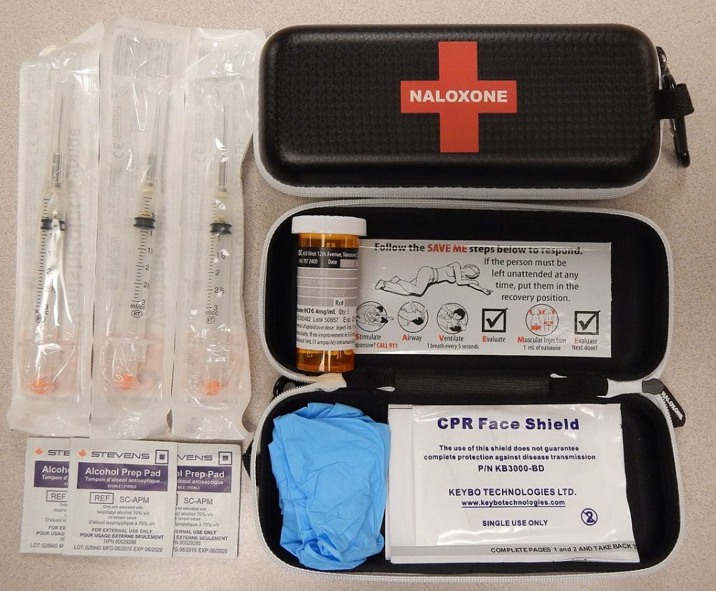 naloxone kit