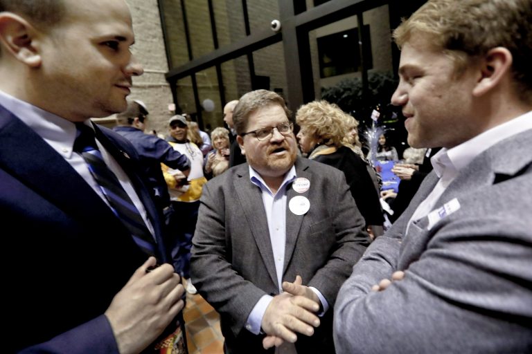 After 2016 loss, Democrats know they need white male voters