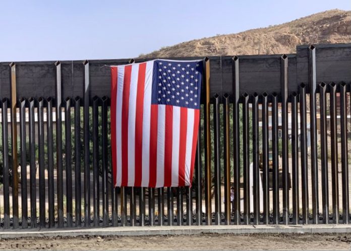 Private group built one mile border wall