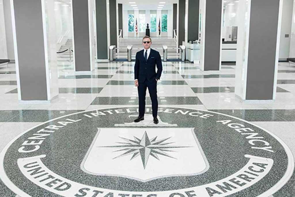gov CIA Daniel Craig 1200