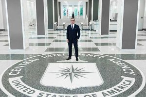 gov CIA Daniel Craig 1200