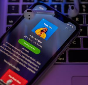 Spotify - Omid Armin Via Unsplash