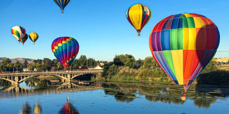 Couple Sues Hot Air Balloon Company for Injuries Caused As Passengers