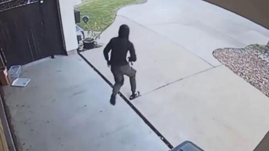 Houston Resident Foils Carjacking With Clever Trick