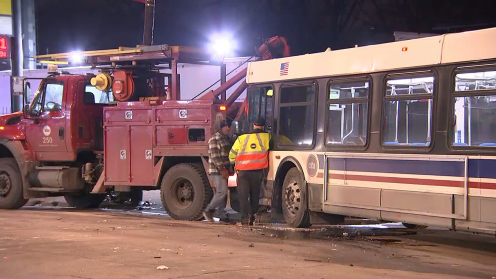 chicago bus crash