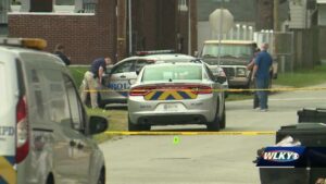 LMPD officer shot in Chickasaw