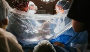 Australian Man Challenges Hospital Ethics After Witnessing Wife's C-Section