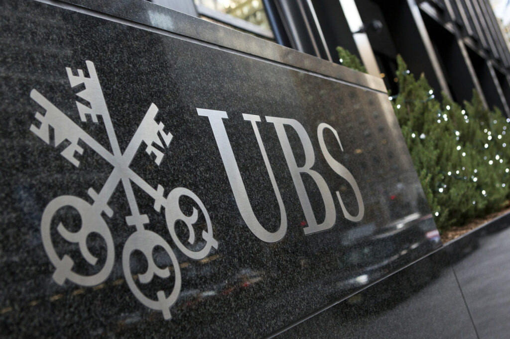 Justices Sidelines With UBS Whistleblower