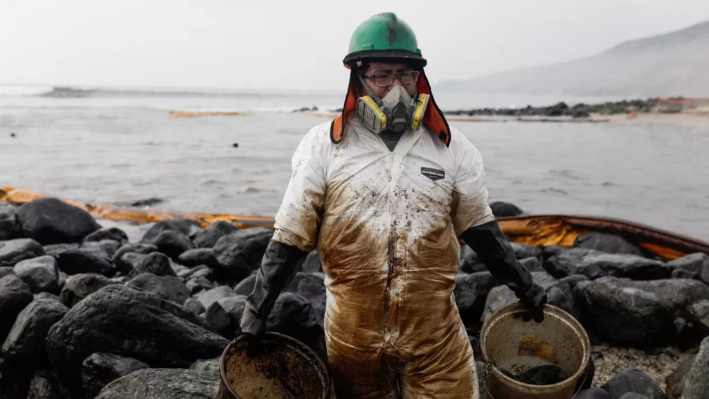 Spain Enforcing €855M Oil Spill