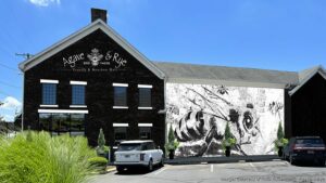 chain Agave & Rye Minimum-Wage Suit