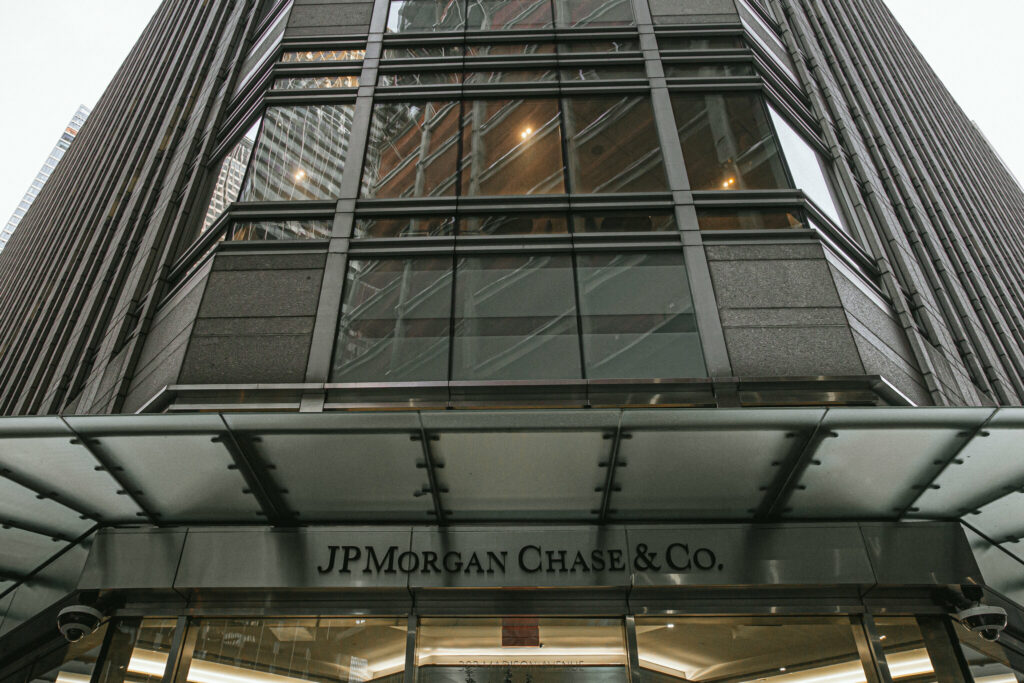Epstein Victims $290M Deal With JPMorgan