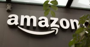 Claimants Vie Amazon £900M Class Action