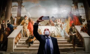 Oligarchs Art Facilities Exploiting