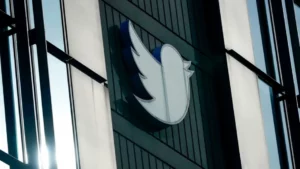 Ex-Twitter Workers $500M Suit