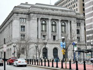 RI Ex-Broker Gets 8 Years In Ponzi Scheme