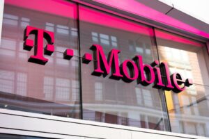 T-Mobile Faces Jury Trial in COVID Vaccine Bias Suit