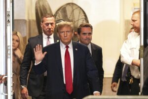 Supreme Court hears Trump immunity case