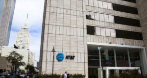 AT&T to Pay $950,000 Over 911 Outage in Four States, FCC Announces