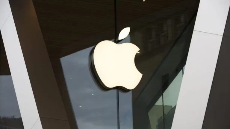 Apple To Invest $500B In US