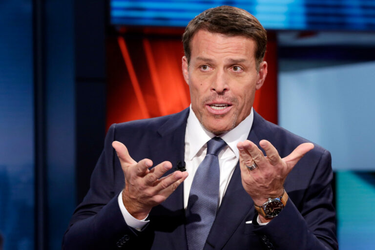 Tony Robbins Files Federal Lawsuit Against YesChat.ai Over Unauthorized AI Chatbot Replicas