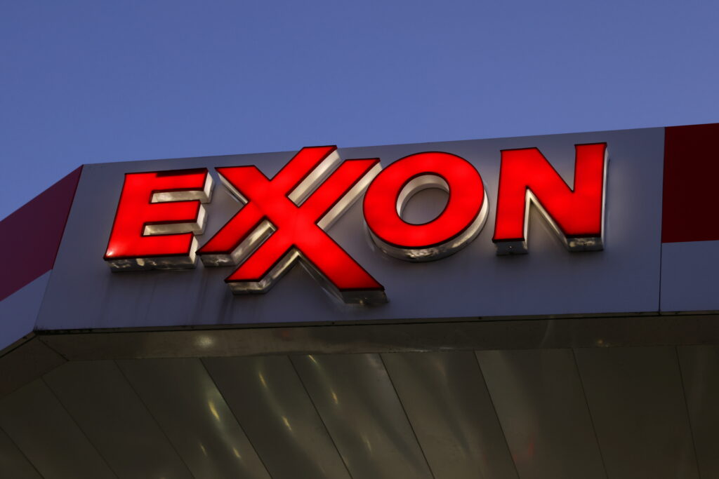 Exxon to Face Benzene-Related Death Lawsuit Following Federal Court Ruling