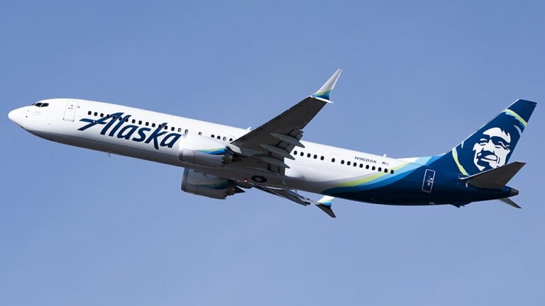 Alaska Airlines Seeks Discovery from Delta Amid Trademark Feud in UK