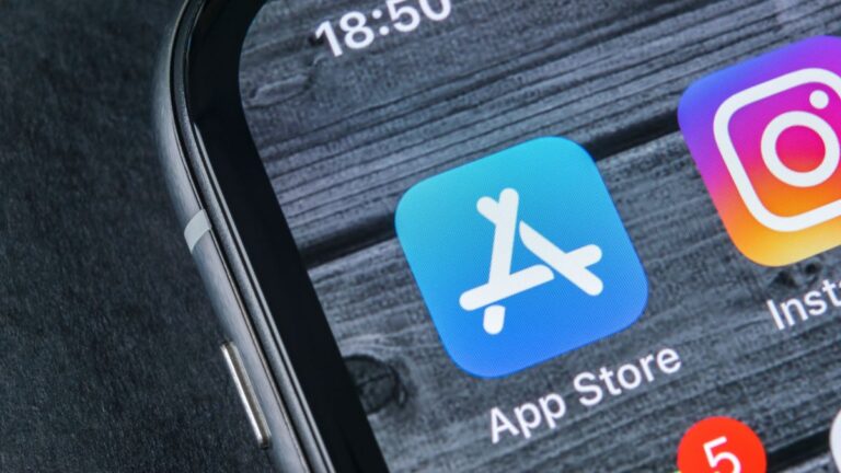 Apple Apps removal lawsuit