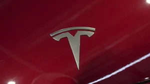 Plaintiffs Seek 345M in Fatal Crash Tesla Autopilot Trial