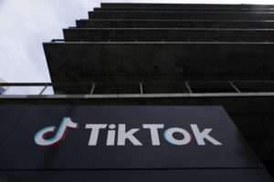 TikTok Chinese Company $845M IP Fight Moves Forward to October Jury Trial