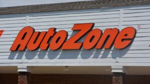 AutoZone Settles Employee lawsuit