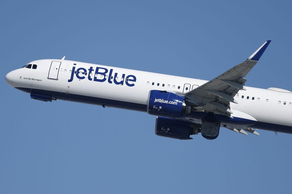 JetBlue Workers Wage drop coercion