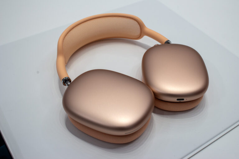 Apple AirPods Max 2 launch