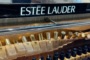 Estée Lauder to merge with Puig