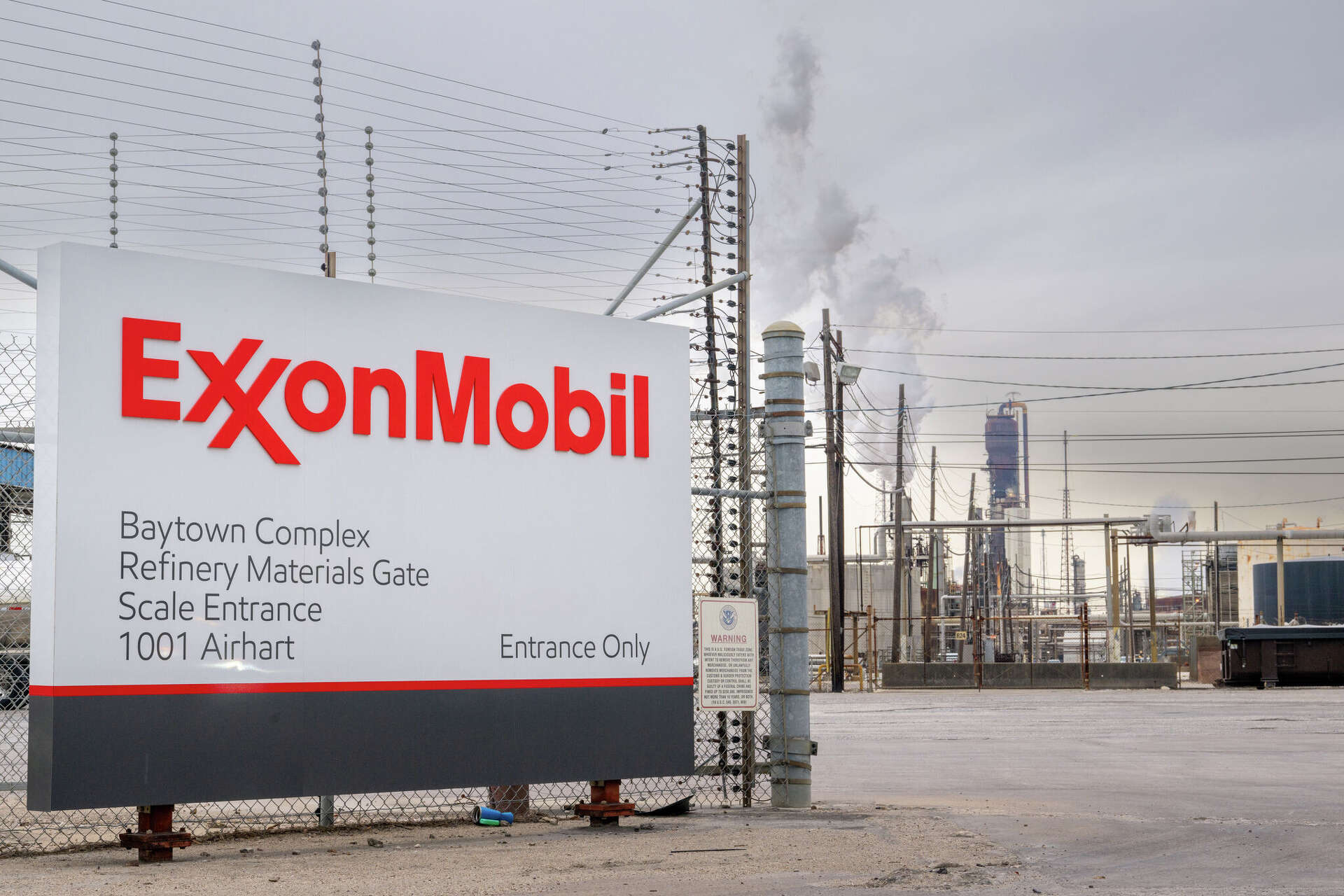 ExxonMobil to move to Texas