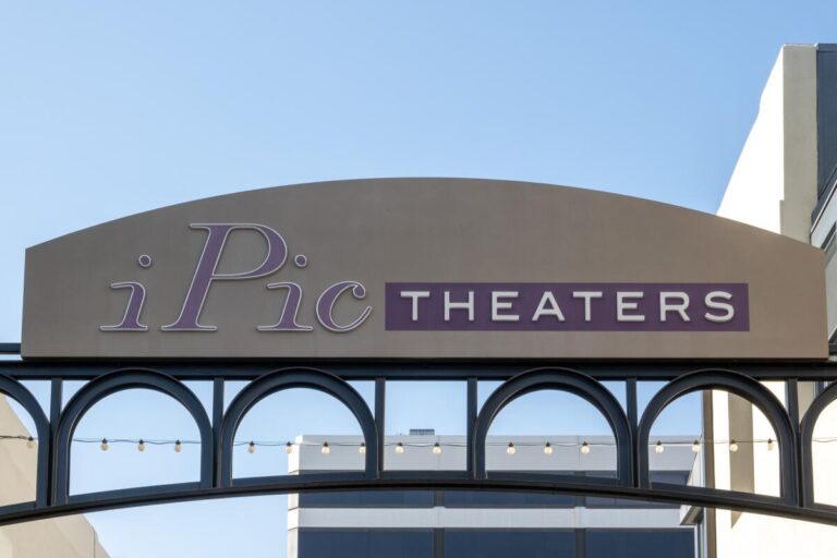 IPIC Theaters files for bankruptcy