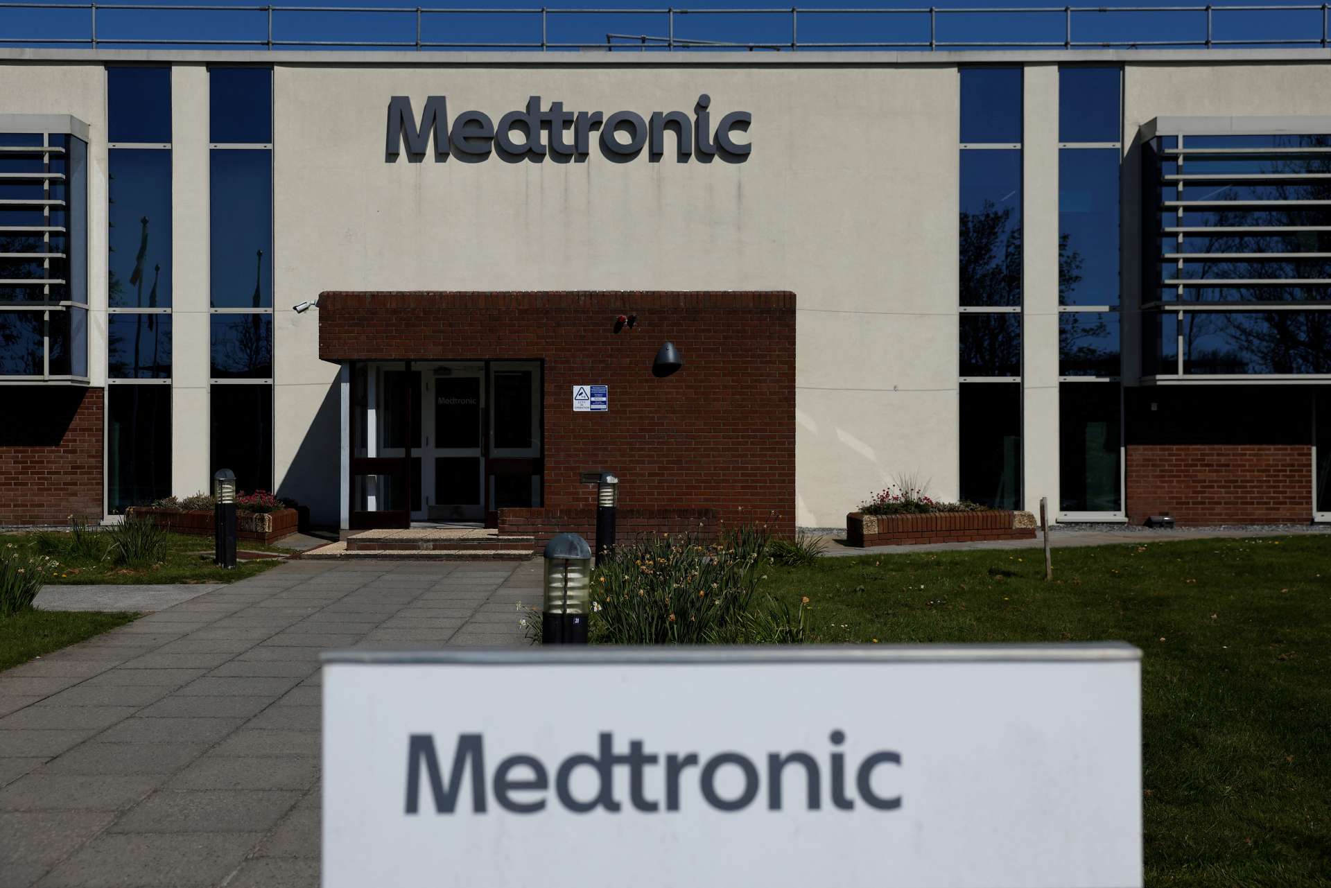 Medtronic to buy Scientia Vascular