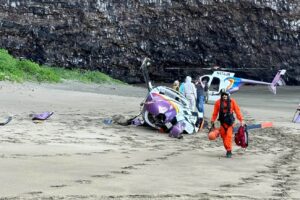 tourist helicopter crashes in Kauai