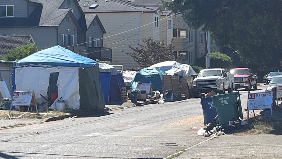 52671f87-3af4-4b40-89e5-1484f5836d49-large16x9_tent1