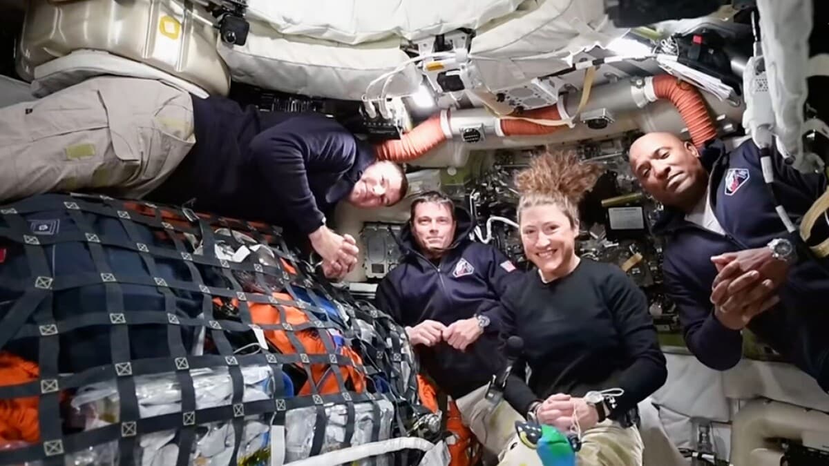Artemis II crew prepares for Earth return