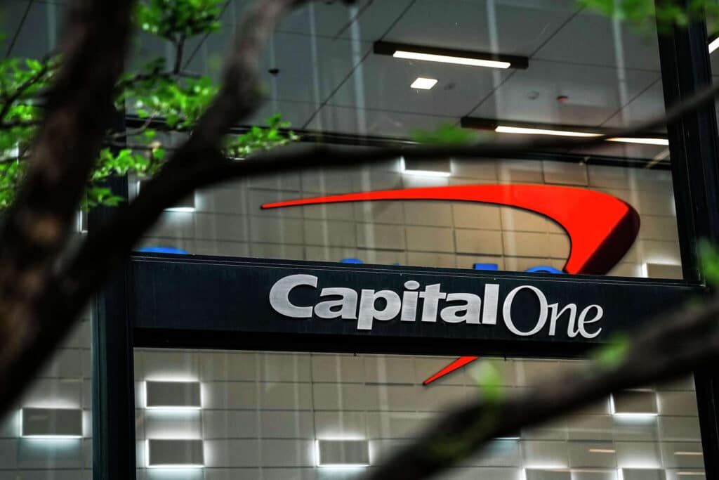 Capital One $425M settlement approval