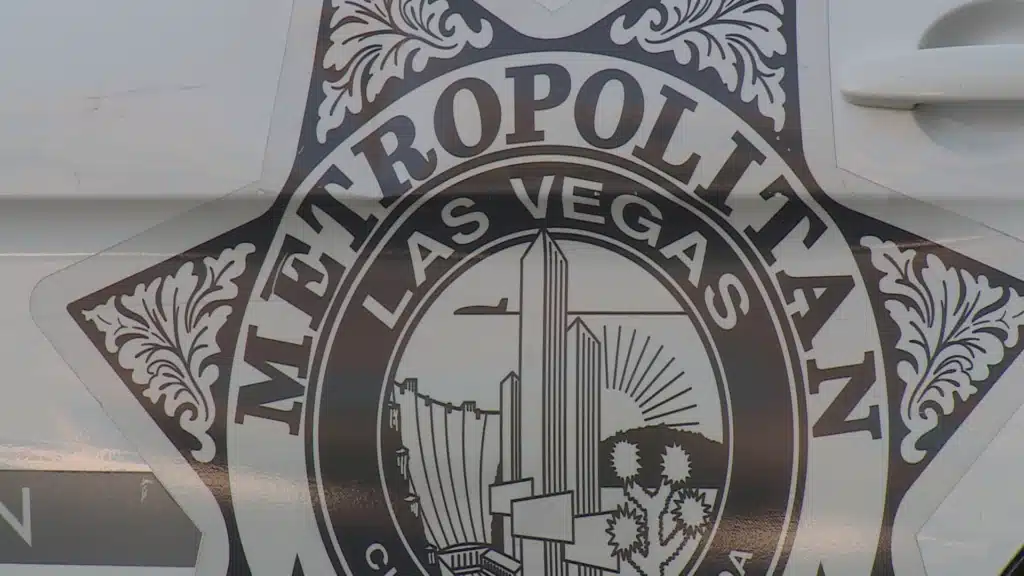 METRO_COURT_HOUSE_ARREST_PKG.mxf_snapshot_01.56.369_16bfd3