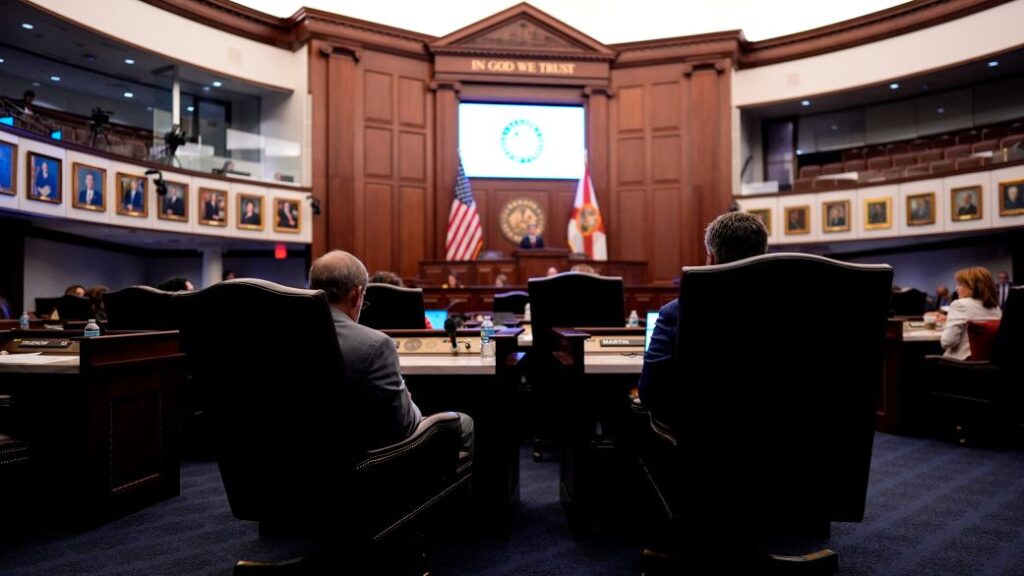 florida legislature approves redistricting map