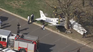 plane crashes in Philadelphia park