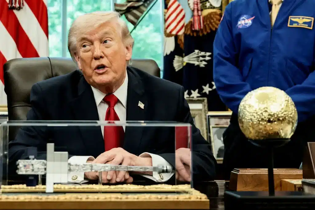 trump to broaden access to retirement savings