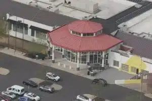 woman stabbing at willow grove mall