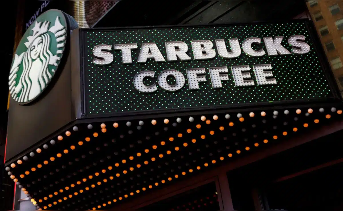 Starbucks 300 corporate layoffs