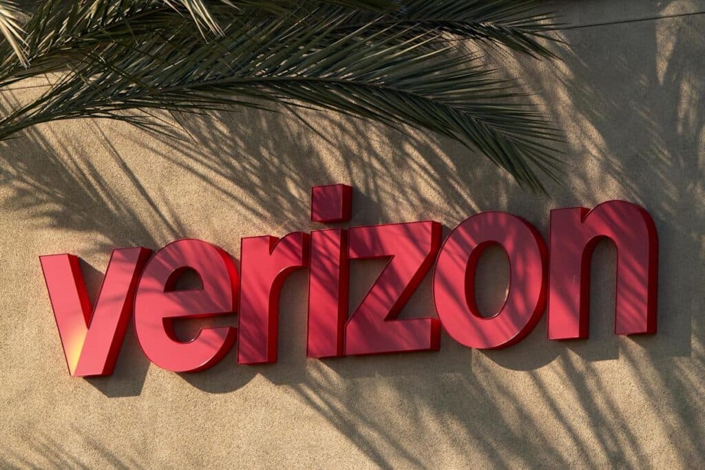 Verizon raises top plan by $5